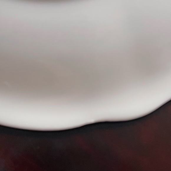 Queen Anne White & Silver Wide Mouth Teacup & Saucer - Picture 9 of 12